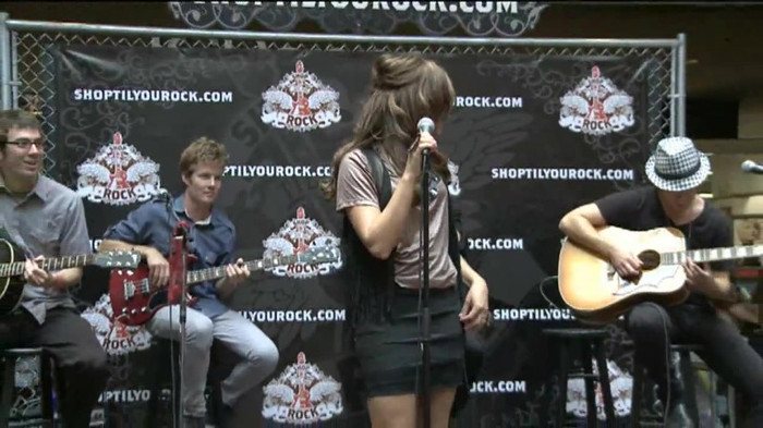 Demi Lovato  Live at Glendale Galleria  in LA for Cambio in HD 01288 - Demilush - Live at Glendale Galleria in LA for Cambio Part oo2