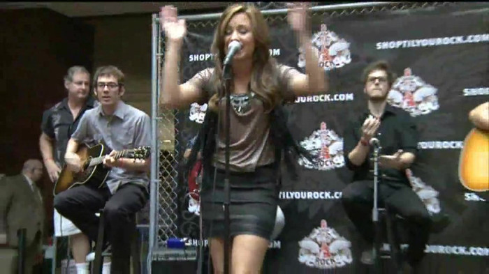 Demi Lovato  Live at Glendale Galleria  in LA for Cambio in HD 02099 - Demilush - Live at Glendale Galleria in LA for Cambio Part oo4