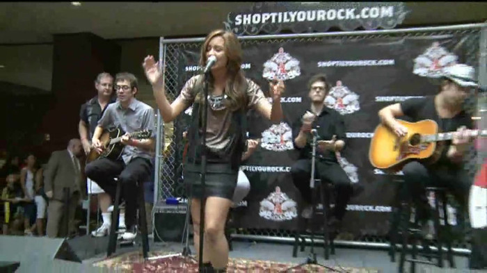Demi Lovato  Live at Glendale Galleria  in LA for Cambio in HD 02118 - Demilush - Live at Glendale Galleria in LA for Cambio Part oo4
