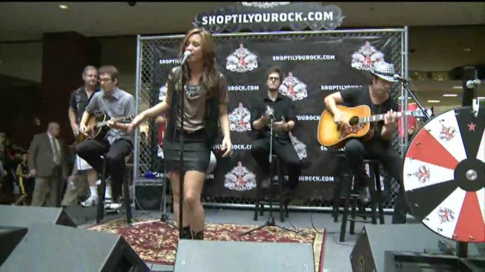 Demi Lovato  Live at Glendale Galleria  in LA for Cambio in HD 02137