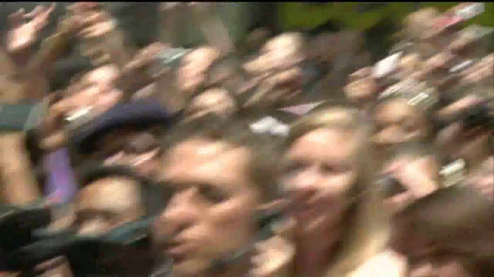 Demi Lovato  Live at Glendale Galleria  in LA for Cambio in HD 02227