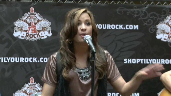 Demi Lovato  Live at Glendale Galleria  in LA for Cambio in HD 02356