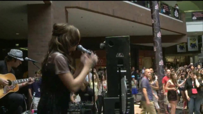 Demi Lovato  Live at Glendale Galleria  in LA for Cambio in HD 02882 - Demilush - Live at Glendale Galleria in LA for Cambio Part oo5