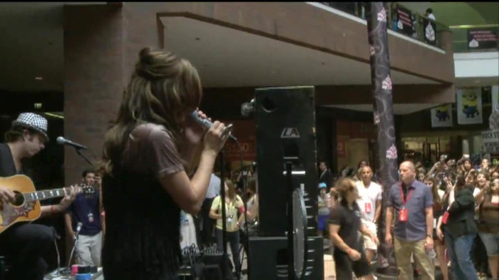 Demi Lovato  Live at Glendale Galleria  in LA for Cambio in HD 02944 - Demilush - Live at Glendale Galleria in LA for Cambio Part oo5
