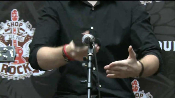 Demi Lovato  Live at Glendale Galleria  in LA for Cambio in HD 02968