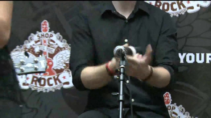 Demi Lovato  Live at Glendale Galleria  in LA for Cambio in HD 02980