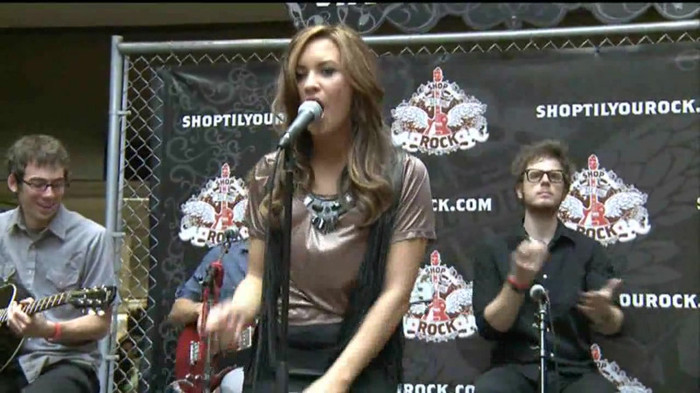 Demi Lovato  Live at Glendale Galleria  in LA for Cambio in HD 03184 - Demilush - Live at Glendale Galleria in LA for Cambio Part oo6