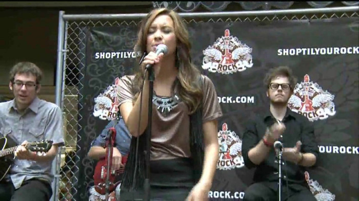 Demi Lovato  Live at Glendale Galleria  in LA for Cambio in HD 03231 - Demilush - Live at Glendale Galleria in LA for Cambio Part oo6