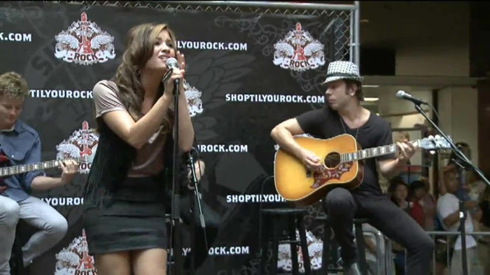 Demi Lovato  Live at Glendale Galleria  in LA for Cambio in HD 03377 - Demilush - Live at Glendale Galleria in LA for Cambio Part oo6