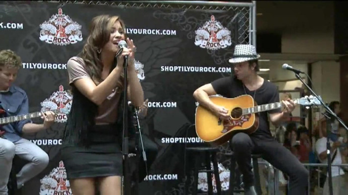Demi Lovato  Live at Glendale Galleria  in LA for Cambio in HD 03382 - Demilush - Live at Glendale Galleria in LA for Cambio Part oo6
