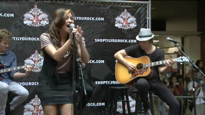 Demi Lovato  Live at Glendale Galleria  in LA for Cambio in HD 03384 - Demilush - Live at Glendale Galleria in LA for Cambio Part oo6