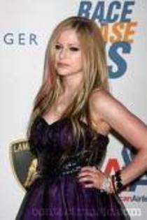image___250 - Alte - poze  - cu - Avril - Lavigne