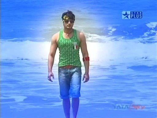 Angad Hasija in Love [46]