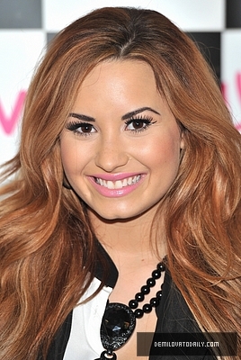 Demi (8) - Demitzu - 03 04 2012 - HMV Oxford Circus Store Signing in London UK