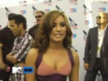 Vh1 Do Something Awards 2010-Red Carpet Interview (501) - Demilush - Vh1 Do Something Awards 2010 - Red Carpet Interview Part oo2