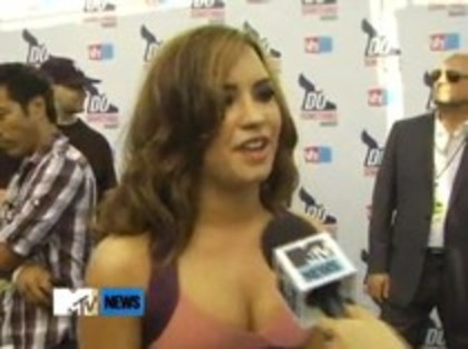 Vh1 Do Something Awards 2010-Red Carpet Interview (506) - Demilush - Vh1 Do Something Awards 2010 - Red Carpet Interview Part oo2
