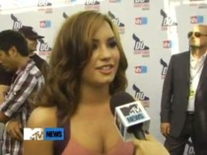 Vh1 Do Something Awards 2010-Red Carpet Interview (507) - Demilush - Vh1 Do Something Awards 2010 - Red Carpet Interview Part oo2
