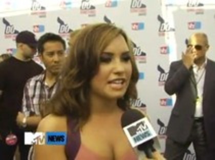 Vh1 Do Something Awards 2010-Red Carpet Interview (968) - Demilush - Vh1 Do Something Awards 2010 - Red Carpet Interview Part oo3