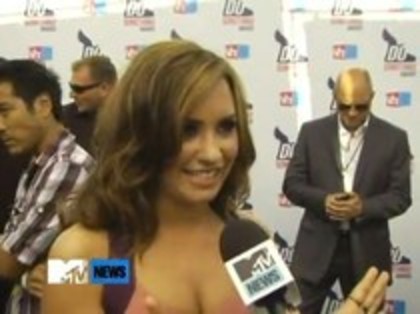 Vh1 Do Something Awards 2010-Red Carpet Interview (986) - Demilush - Vh1 Do Something Awards 2010 - Red Carpet Interview Part oo3