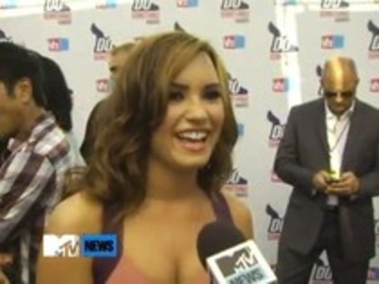 Vh1 Do Something Awards 2010-Red Carpet Interview (1449) - Demilush - Vh1 Do Something Awards 2010 - Red Carpet Interview Part oo4