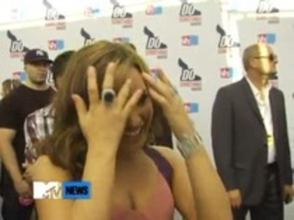 Vh1 Do Something Awards 2010-Red Carpet Interview (537)