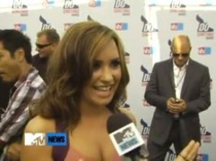 Vh1 Do Something Awards 2010-Red Carpet Interview (987) - Demilush - Vh1 Do Something Awards 2010 - Red Carpet Interview Part oo3