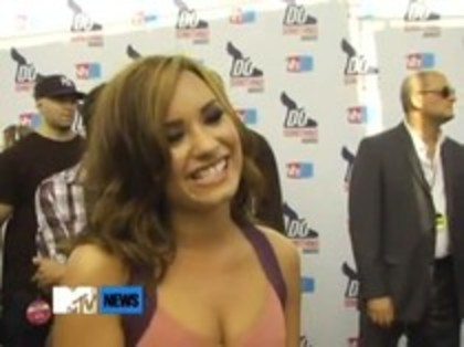 Vh1 Do Something Awards 2010-Red Carpet Interview (535) - Demilush - Vh1 Do Something Awards 2010 - Red Carpet Interview Part oo2