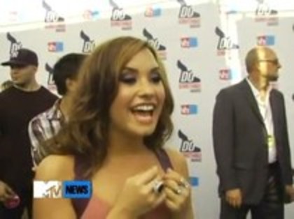 Vh1 Do Something Awards 2010-Red Carpet Interview (963)