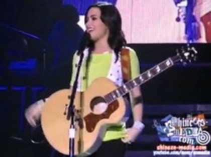 Demi Lovato - Catch Me Live (19) - Demilush - Catch Me Live Part oo1