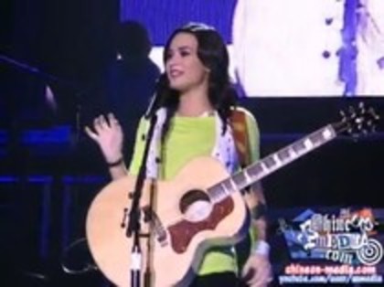 Demi Lovato - Catch Me Live (22) - Demilush - Catch Me Live Part oo1
