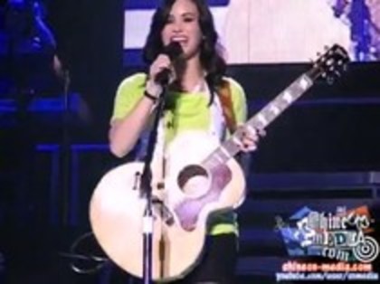 Demi Lovato - Catch Me Live (72) - Demilush - Catch Me Live Part oo1
