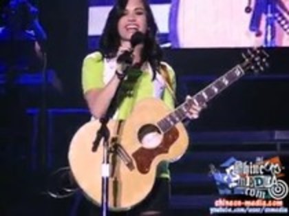 Demi Lovato - Catch Me Live (74) - Demilush - Catch Me Live Part oo1
