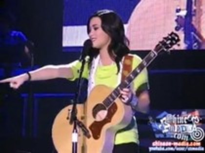 Demi Lovato - Catch Me Live (67)