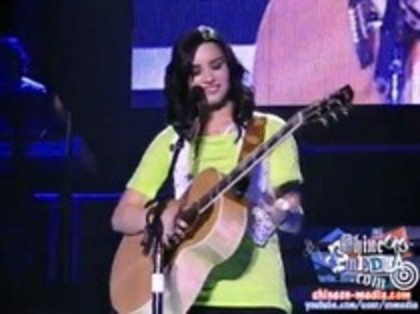 Demi Lovato - Catch Me Live (111)