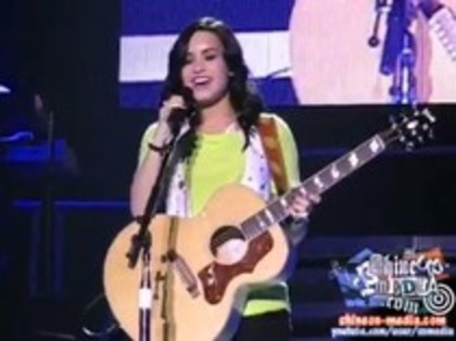 Demi Lovato - Catch Me Live (77) - Demilush - Catch Me Live Part oo1