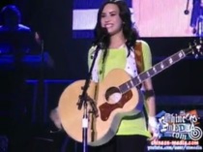 Demi Lovato - Catch Me Live (108) - Demilush - Catch Me Live Part oo1