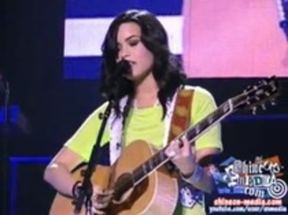 Demi Lovato - Catch Me Live (117) - Demilush - Catch Me Live Part oo1