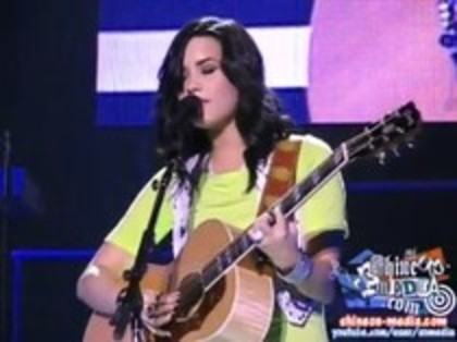 Demi Lovato - Catch Me Live (480) - Demilush - Catch Me Live Part oo2