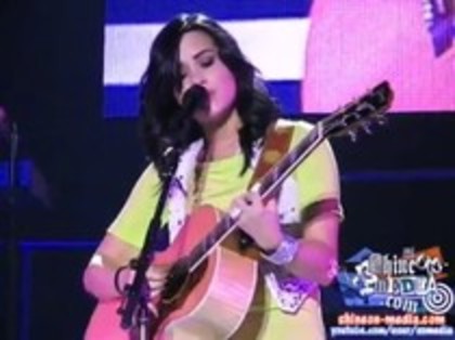 Demi Lovato - Catch Me Live (501)