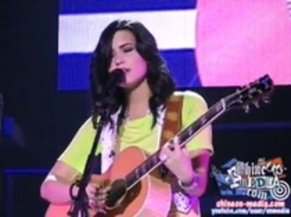 Demi Lovato - Catch Me Live (533)