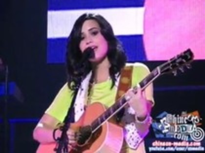 Demi Lovato - Catch Me Live (552)