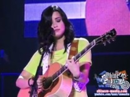 Demi Lovato - Catch Me Live (568)