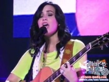 Demi Lovato - Catch Me Live (597)