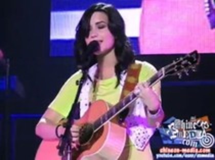 Demi Lovato - Catch Me Live (509)