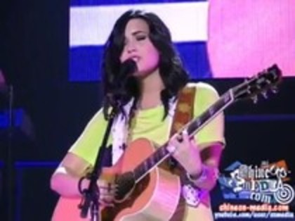 Demi Lovato - Catch Me Live (537)