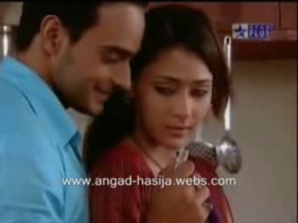 00_03_11 - angad hasija