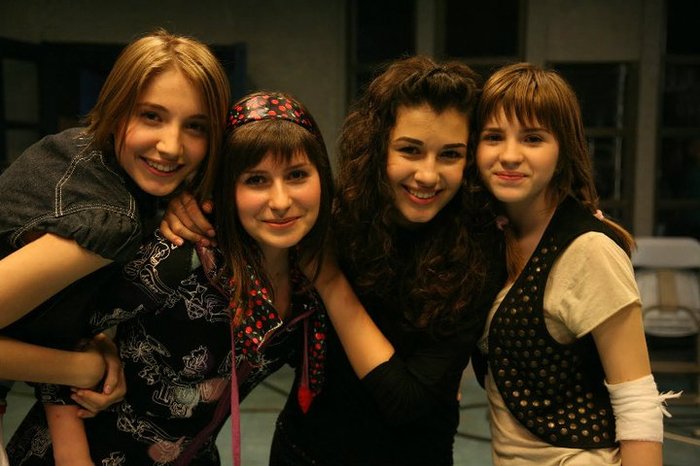 282636_248772175152160_248304841865560_1017475_6801392_n