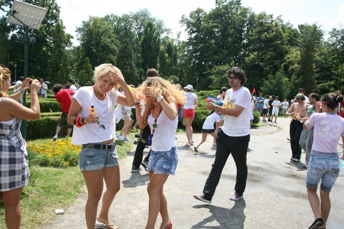 285063_256204884405376_100000475985339_1080194_6403585_n