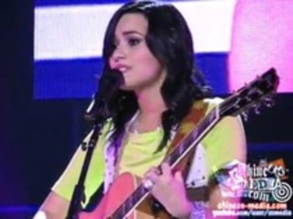 Demi Lovato - Catch Me Live (982) - Demilush - Catch Me Live Part oo3