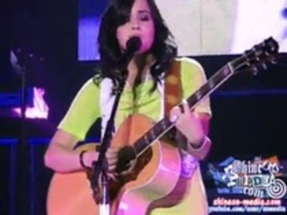Demi Lovato - Catch Me Live (1067) - Demilush - Catch Me Live Part oo3